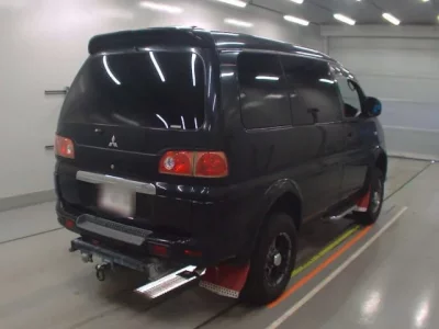 Mitsubishi DELICA