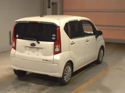 Subaru STELLA