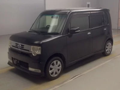 Toyota PIXIS SPACE