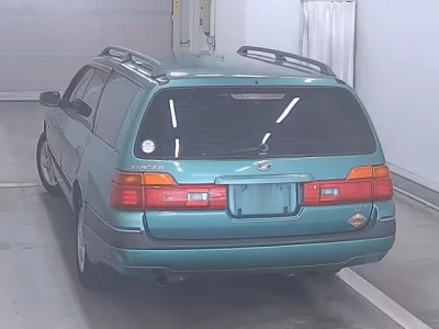 Nissan STAGEA