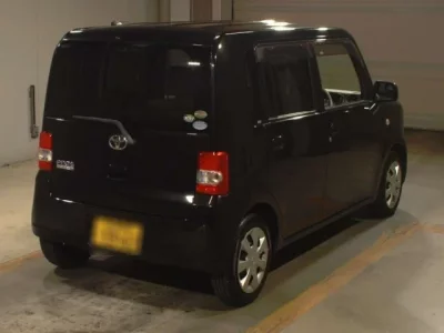 Toyota PIXIS SPACE