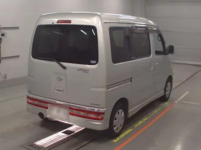 Daihatsu Atrai Wagon