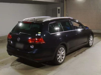 Volkswagen GOLF VARIANT