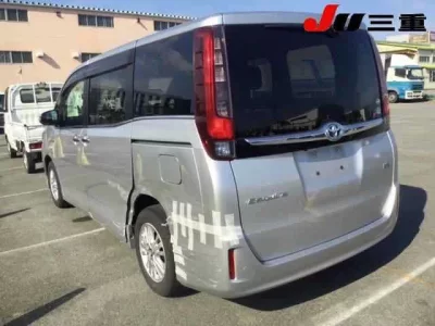 Toyota ESQUIRE