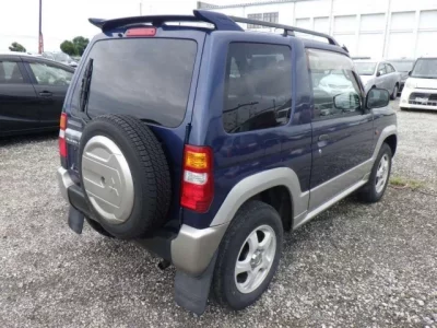 Mitsubishi PAJERO MINI