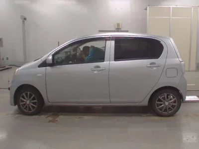 Daihatsu MIRA E S