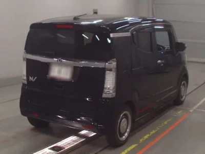 Honda N BOX SLASH