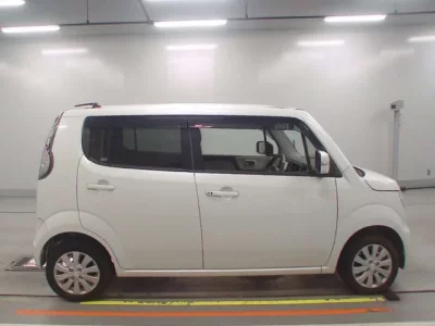 Suzuki MRWAGON