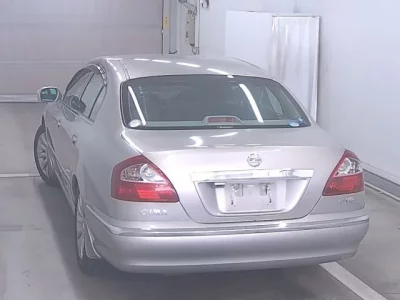 Nissan CIMA