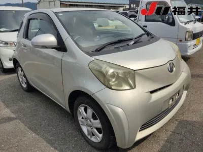 Toyota IQ