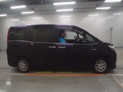 Toyota ESQUIRE