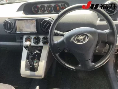 Toyota COROLLA RUMION