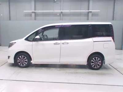 Toyota ESQUIRE