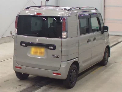 Suzuki SPACIA BASE