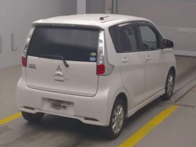 Mitsubishi EK CUSTOM