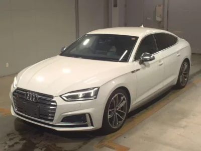 Audi S5