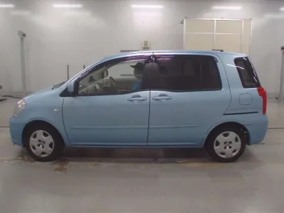 Toyota RAUM
