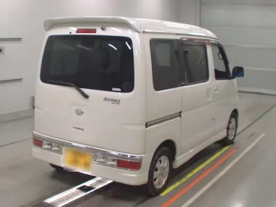 Daihatsu Atrai Wagon