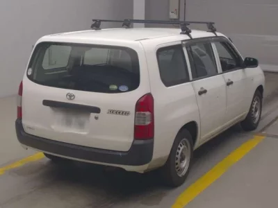 Toyota SUCCEED