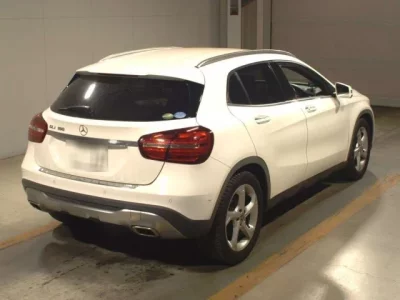 Mercedes-Benz GLA CLASS