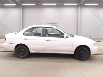 Nissan SUNNY