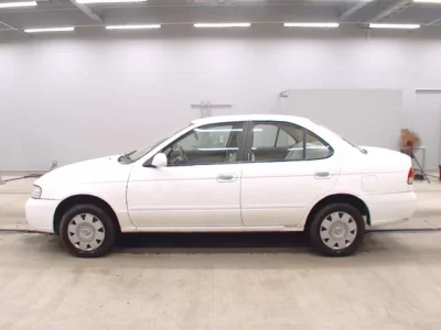 Nissan SUNNY