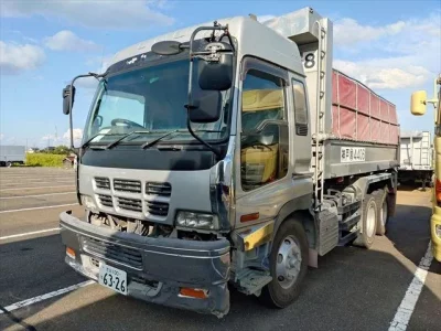 Isuzu TRUCK