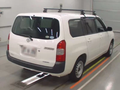 Toyota SUCCEED