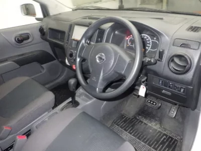 Nissan AD