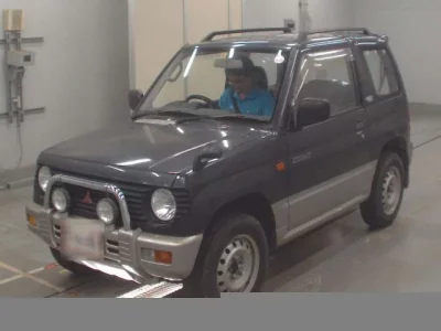 Mitsubishi PAJERO MINI