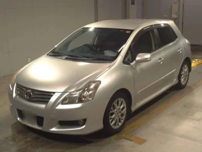Toyota BLADE