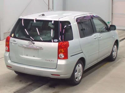 Toyota RAUM