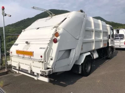 Isuzu FORWARD
