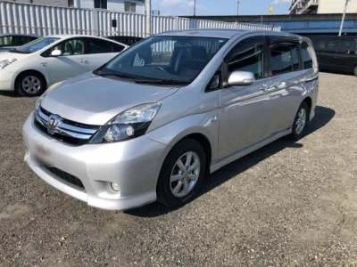 Toyota ISIS