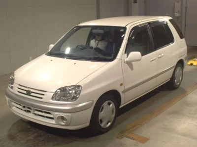 Toyota RAUM