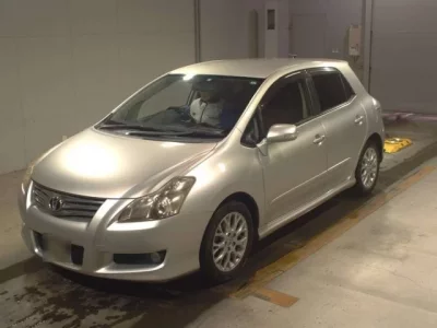 Toyota BLADE