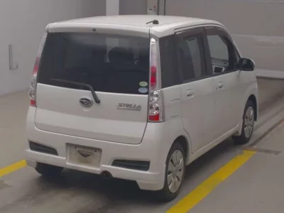 Subaru STELLA