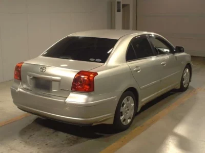 Toyota AVENSIS SEDAN