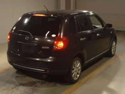 Mazda VERISA