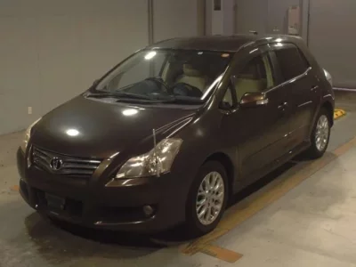 Toyota BLADE
