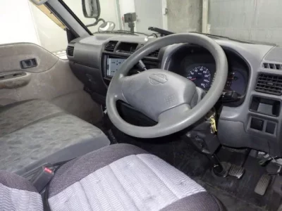 Nissan VANETTE VAN