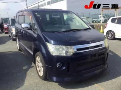 Mitsubishi DELICA D5