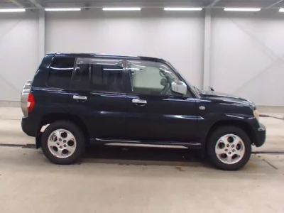 Mitsubishi PAJERO IO