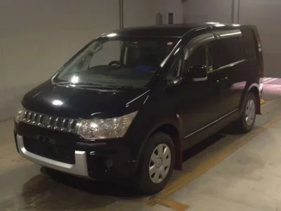 Mitsubishi DELICA D5