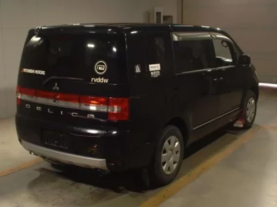 Mitsubishi DELICA D5