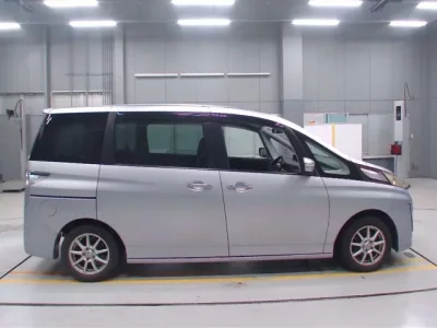 Mazda BIANTE