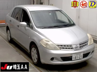 Nissan TIIDA LATIO