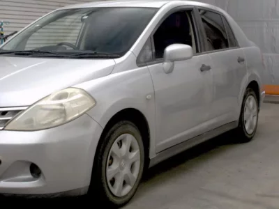 Nissan TIIDA LATIO