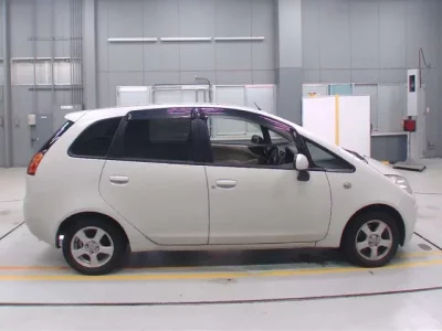 Mitsubishi COLT PLUS