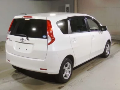 Toyota PASSO SETTE